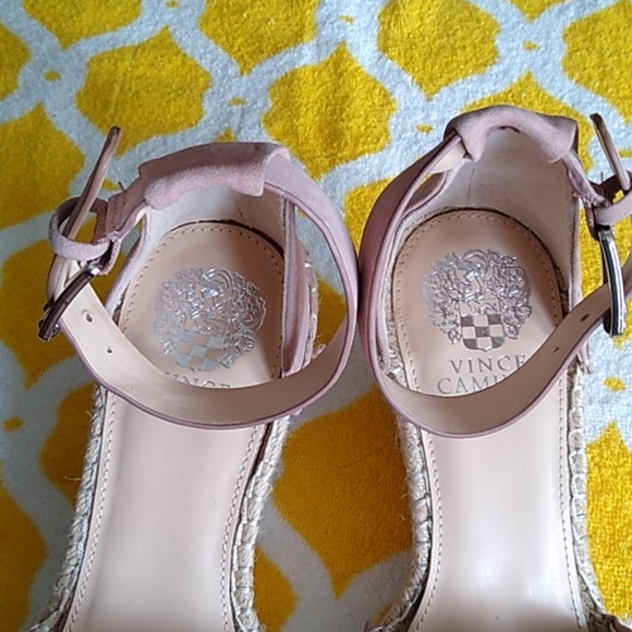 Vince Camuto sz 9 Espadrilles   Leathet Uppers - Picture 4 of 16